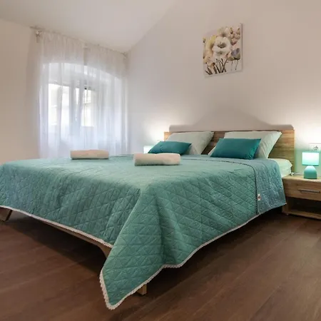 Antique Center Appartement